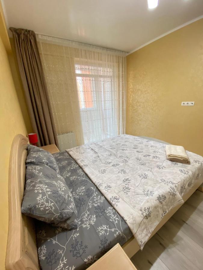 Two Bedroom Large Apartment In Chişinău Extérieur photo