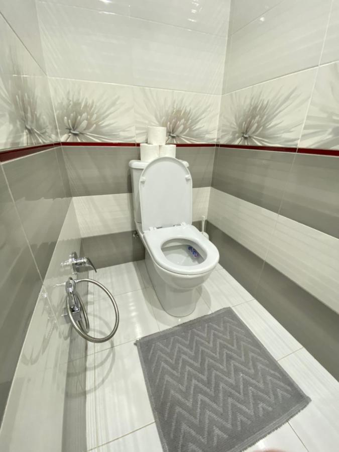 Two Bedroom Large Apartment In Chişinău Extérieur photo